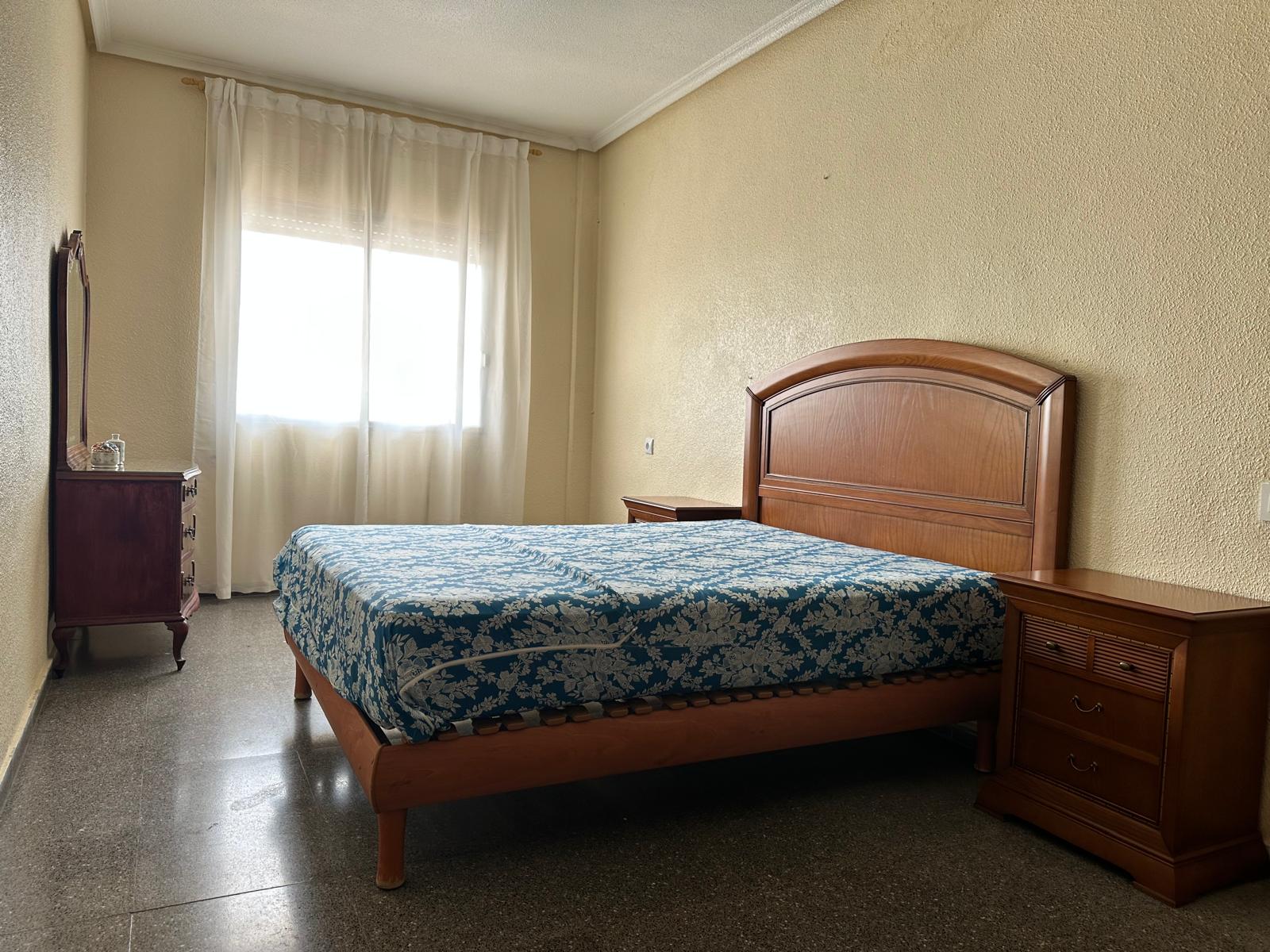 49918_dormitorio 1 planta arriba 1.jpg